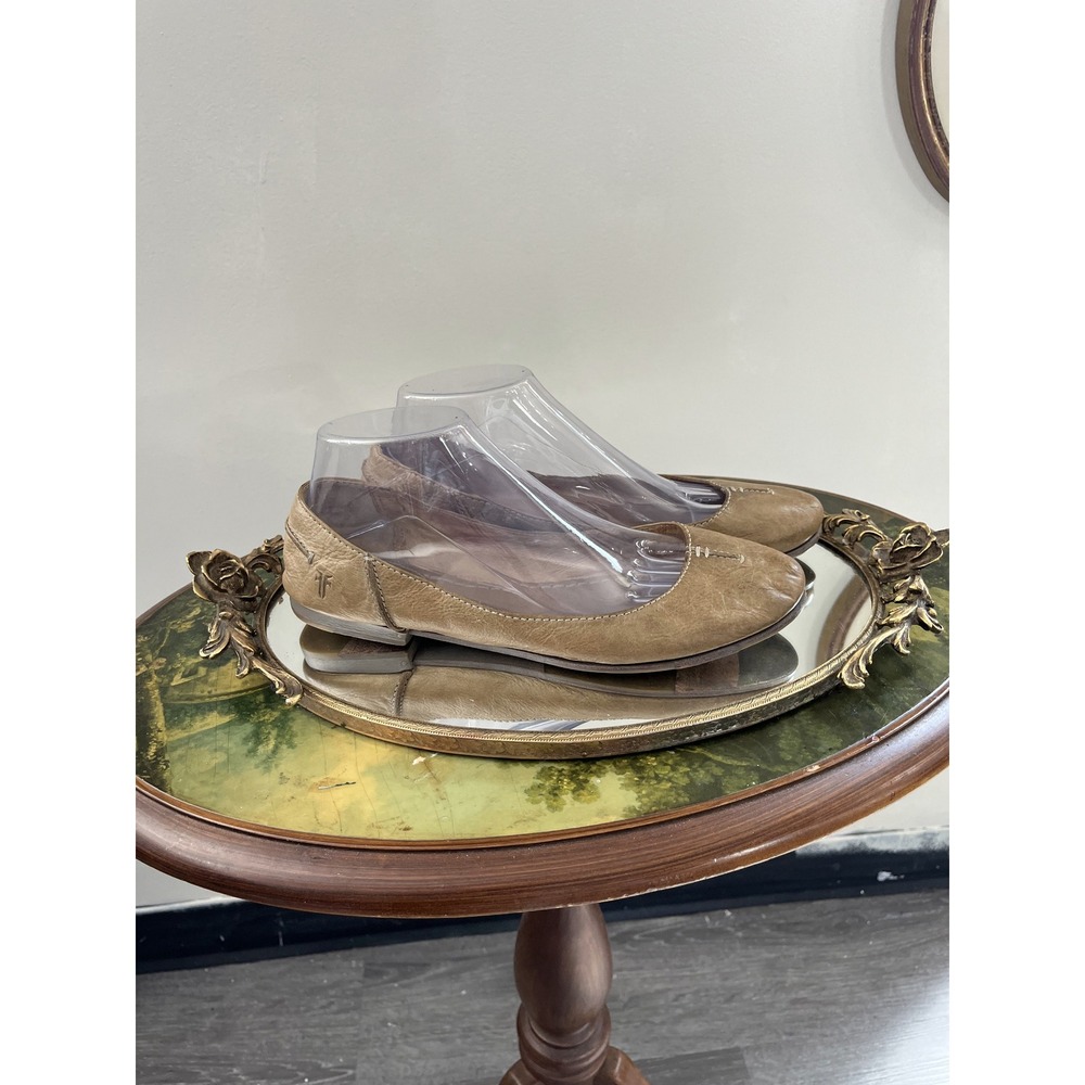 Frye Tan Distressed Leather Casual Everyday Slip-On Ballet Flats Shoes Size 9